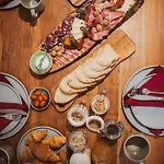 Apartment Bajsova Domacija *