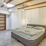 Bajsova Domacija 아파트 포드체트르테크