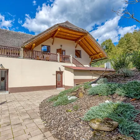 Apartman Bajsova Domacija
