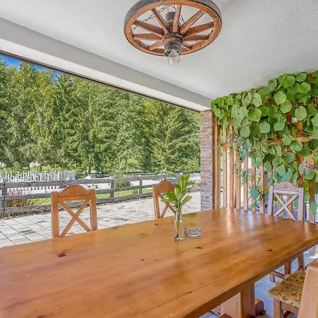 Bajsova Domacija Podčetrtek