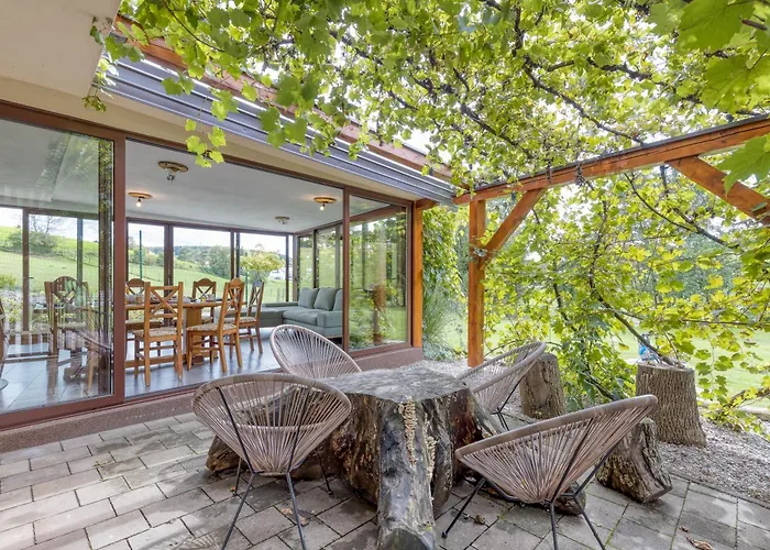 Apartman Bajsova Domacija *