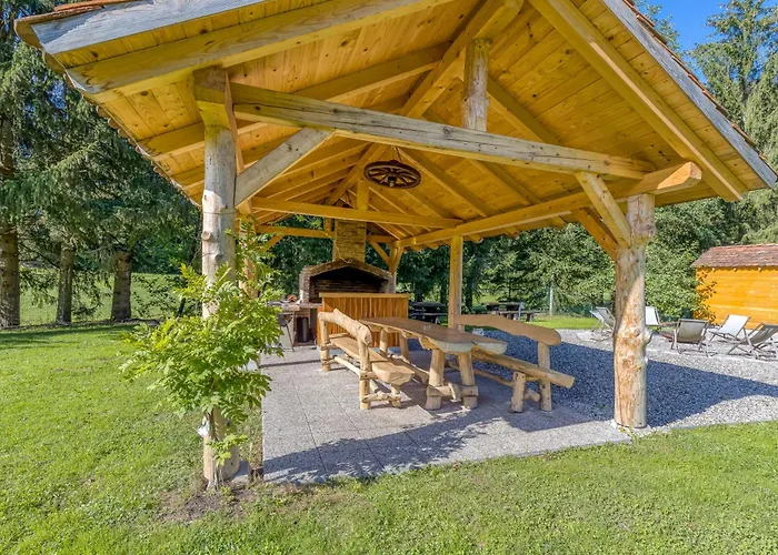 Apartman Bajsova Domacija *