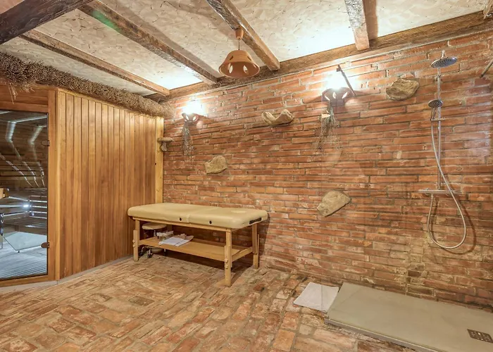 Bajsova Domacija ポドチェトルテク